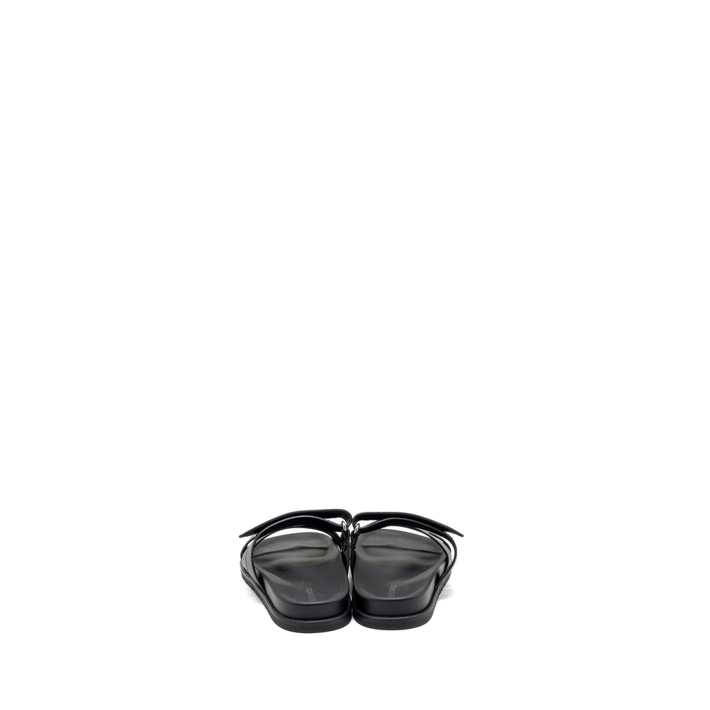 HERMES CHYPRE SANDALS BLACK