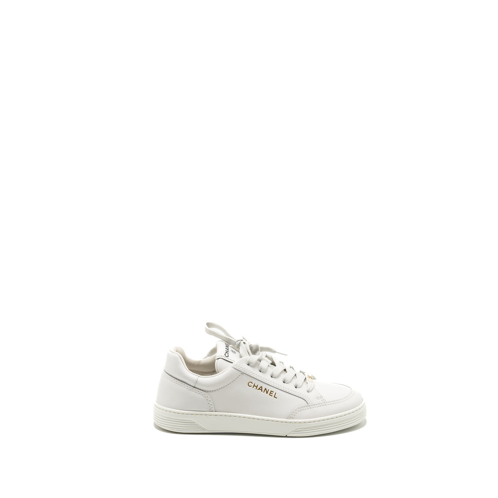 CHANEL 23A SNEAKER/TRAINER CALFSKIN WHITE