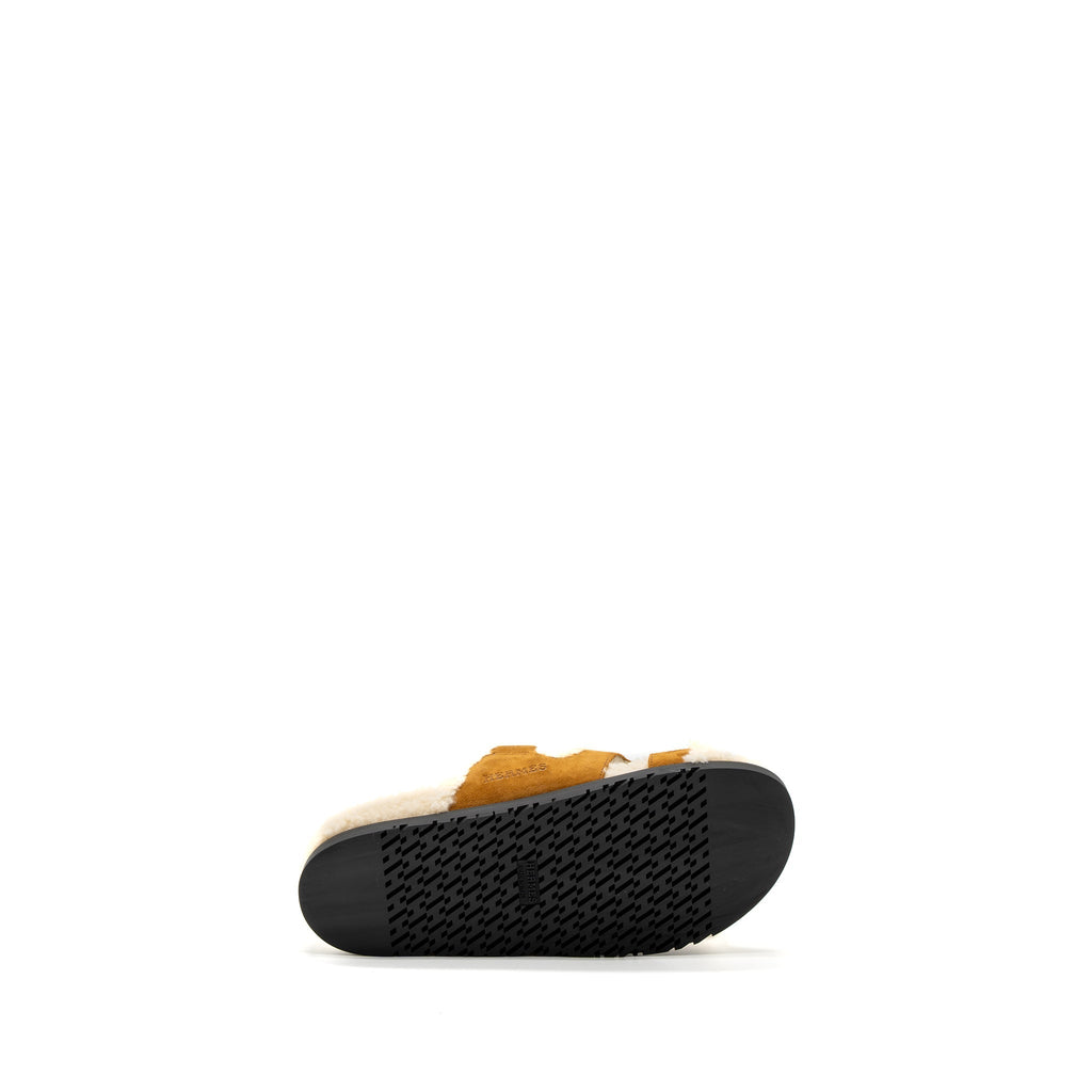 HERMES CHYPRE SANDAL SUEDE GOATSKIN/SHEARLING BEIGE DOREEN/ECRU