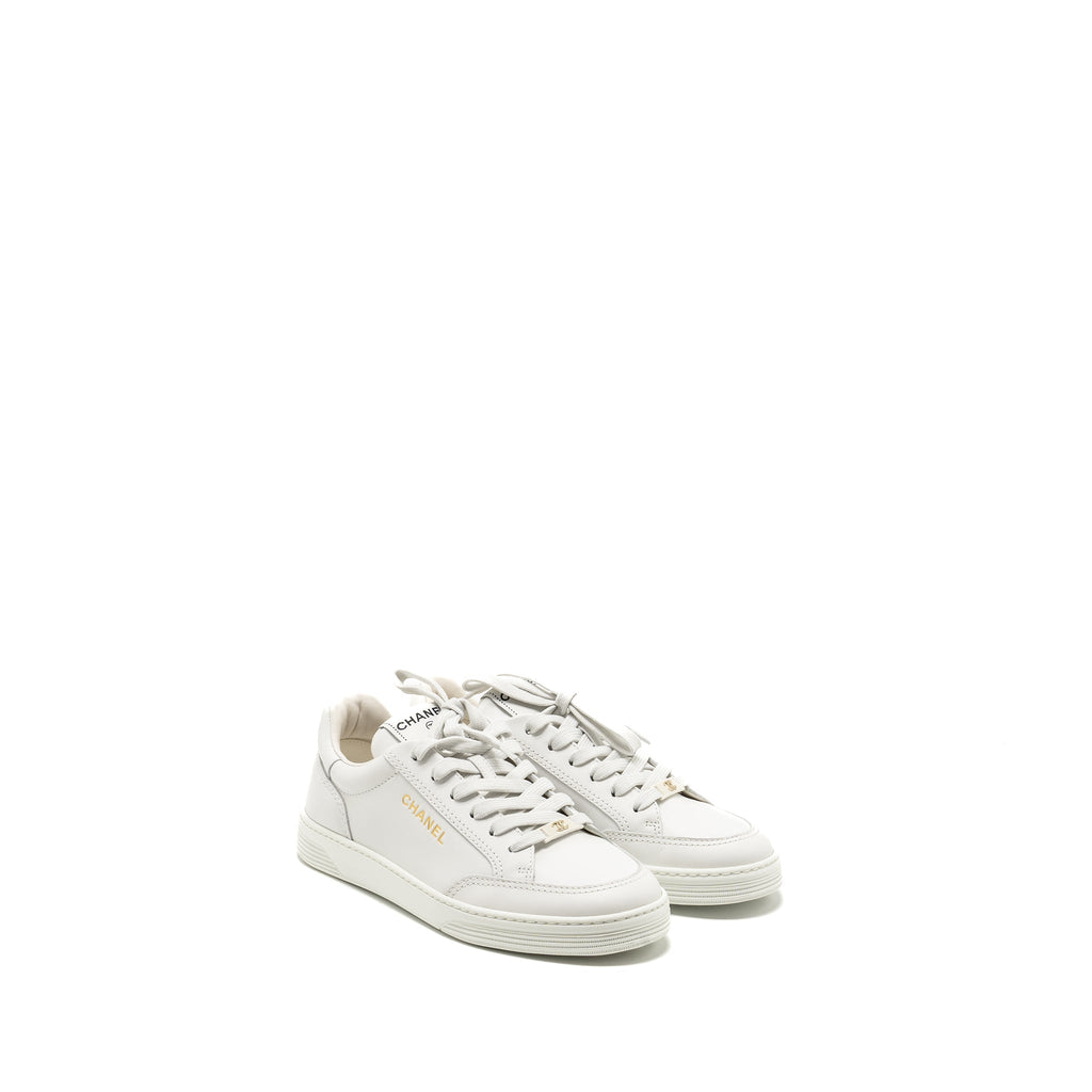 CHANEL 23A SNEAKER/TRAINER CALFSKIN WHITE