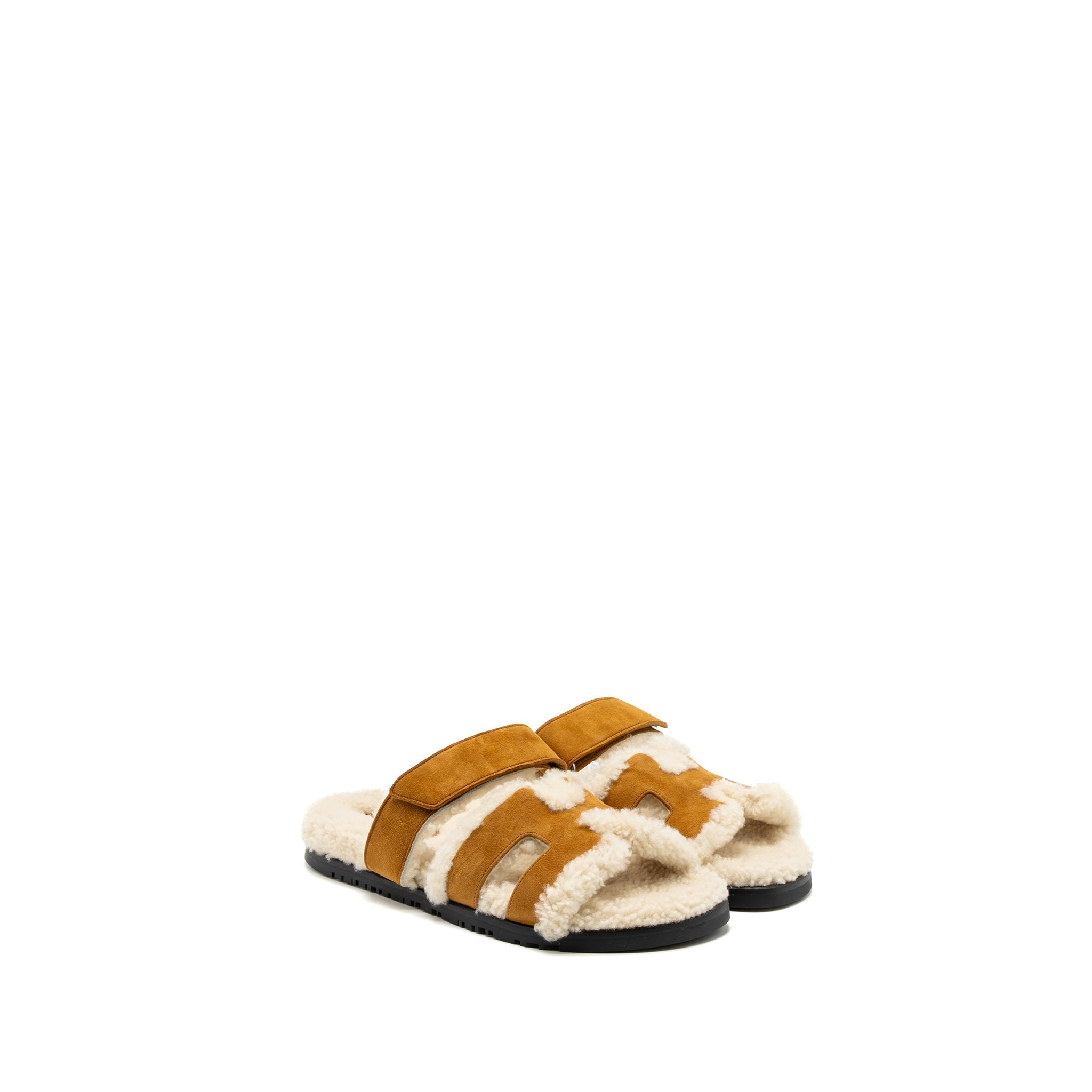 HERMES CHYPRE SANDAL SUEDE GOATSKIN/SHEARLING BEIGE DOREEN/ECRU