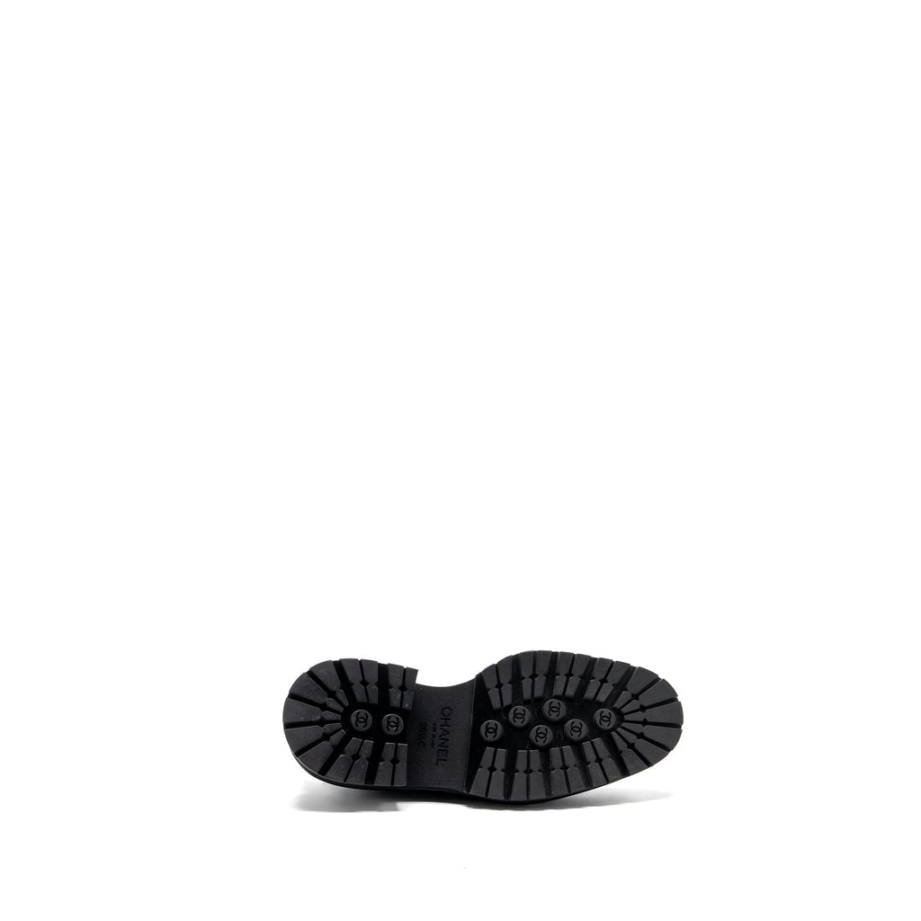 CHANEL CC LOGO LOAFER BLACK GHW