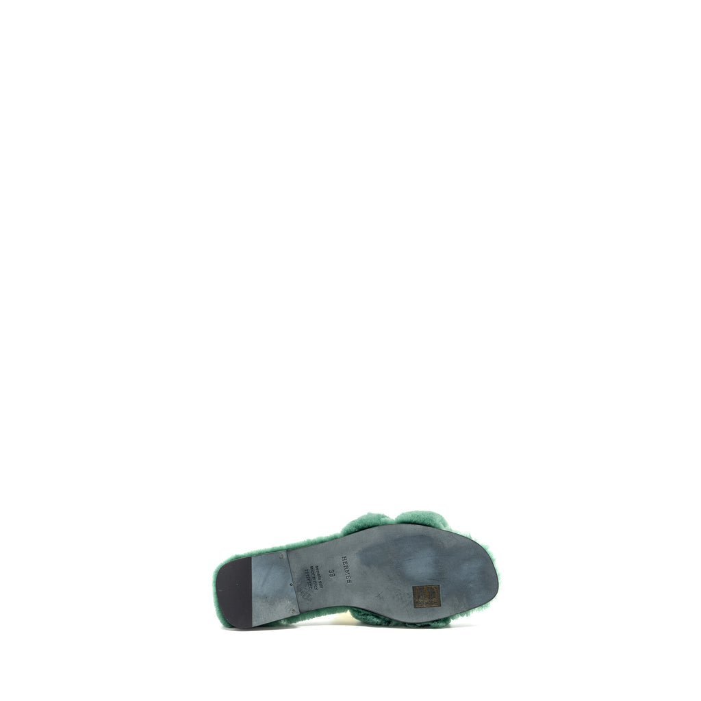 HERMES ORAN SANDAL SHEARLING VERT ANGLAIS
