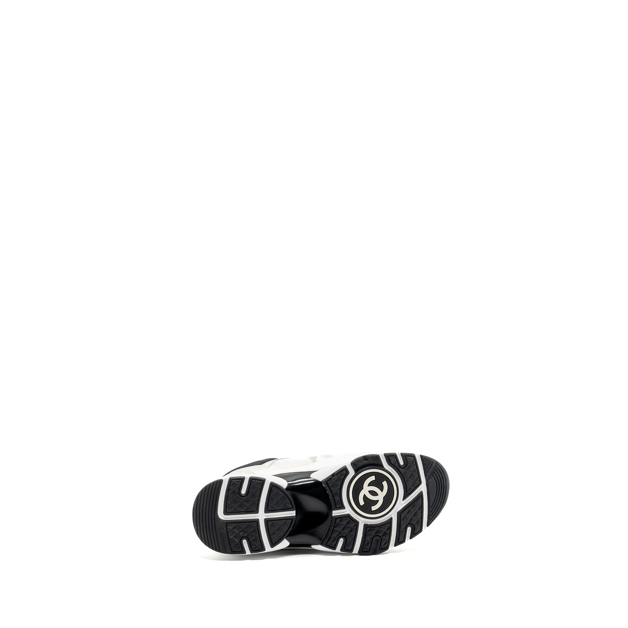 CHANEL CC LOGO TRAINER/SNEAKERS WHITE/BLACK