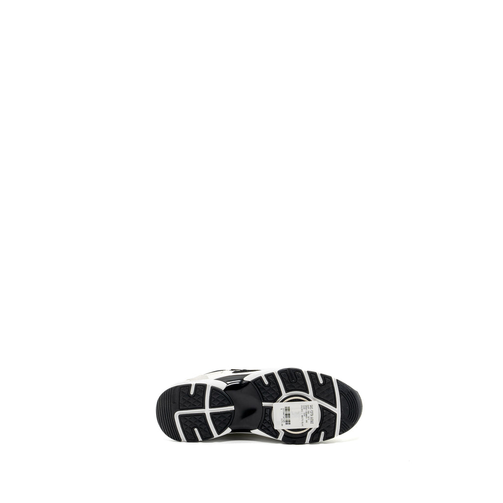 CHANEL CC LOGO TRAINER/SNEAKERS WHITE/BLACK