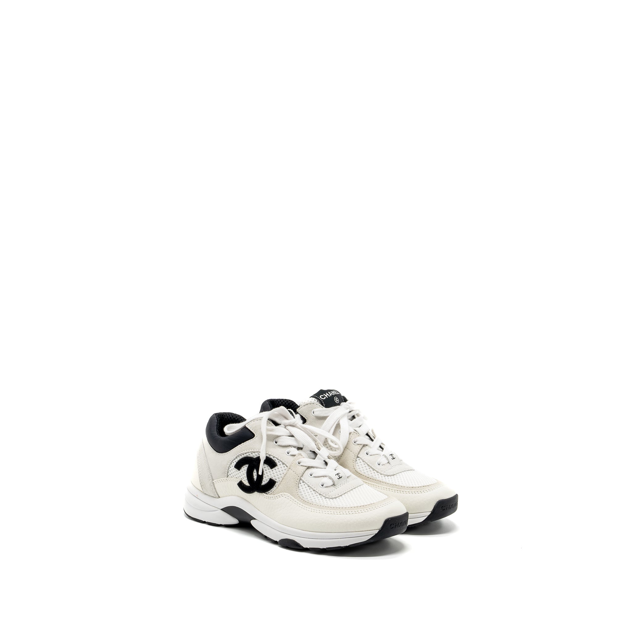 CHANEL CC LOGO TRAINER/SNEAKERS WHITE/BLACK