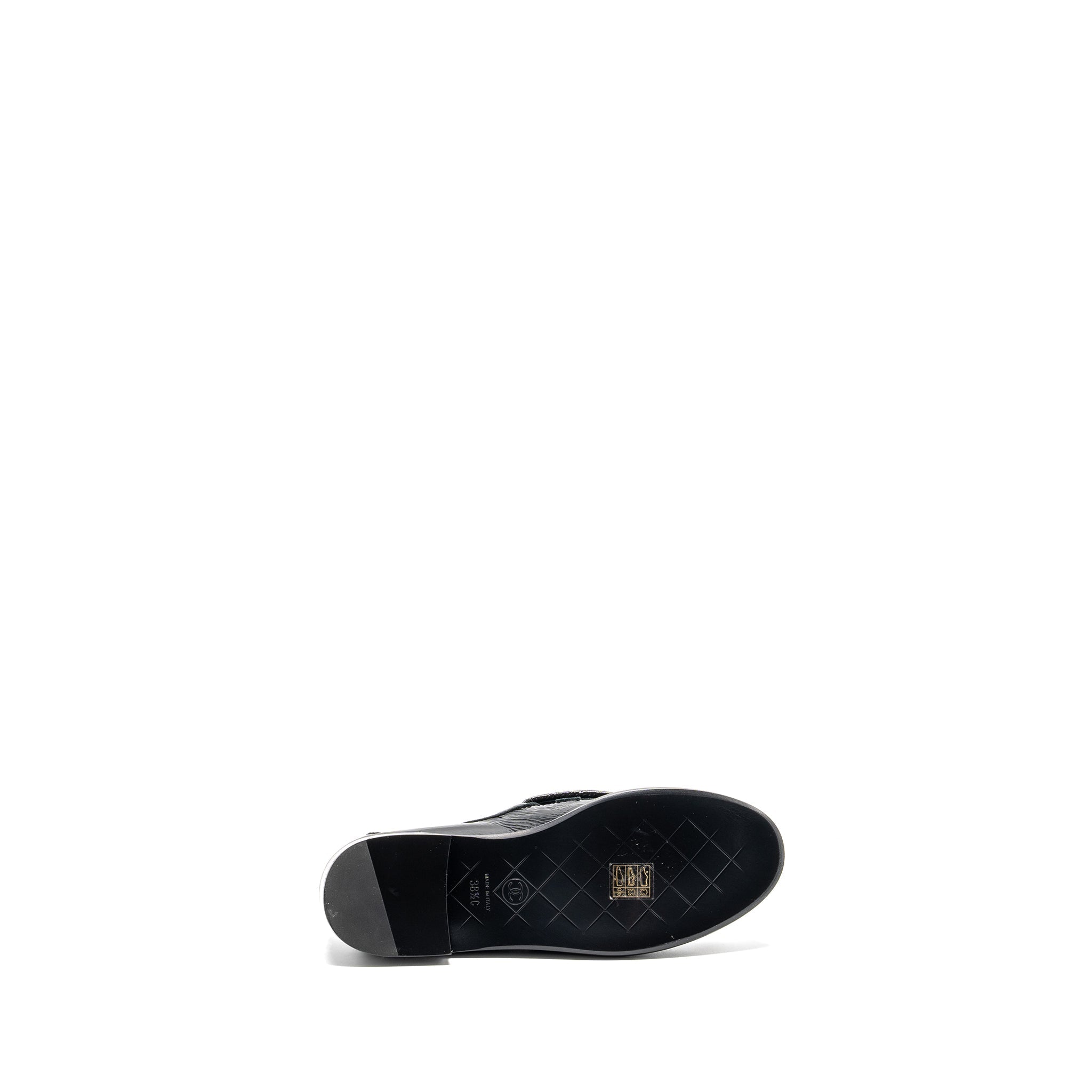CHANEL QUILTED CC LOGO LOAFER PATENT LAMBSKIN BLACK LGHW