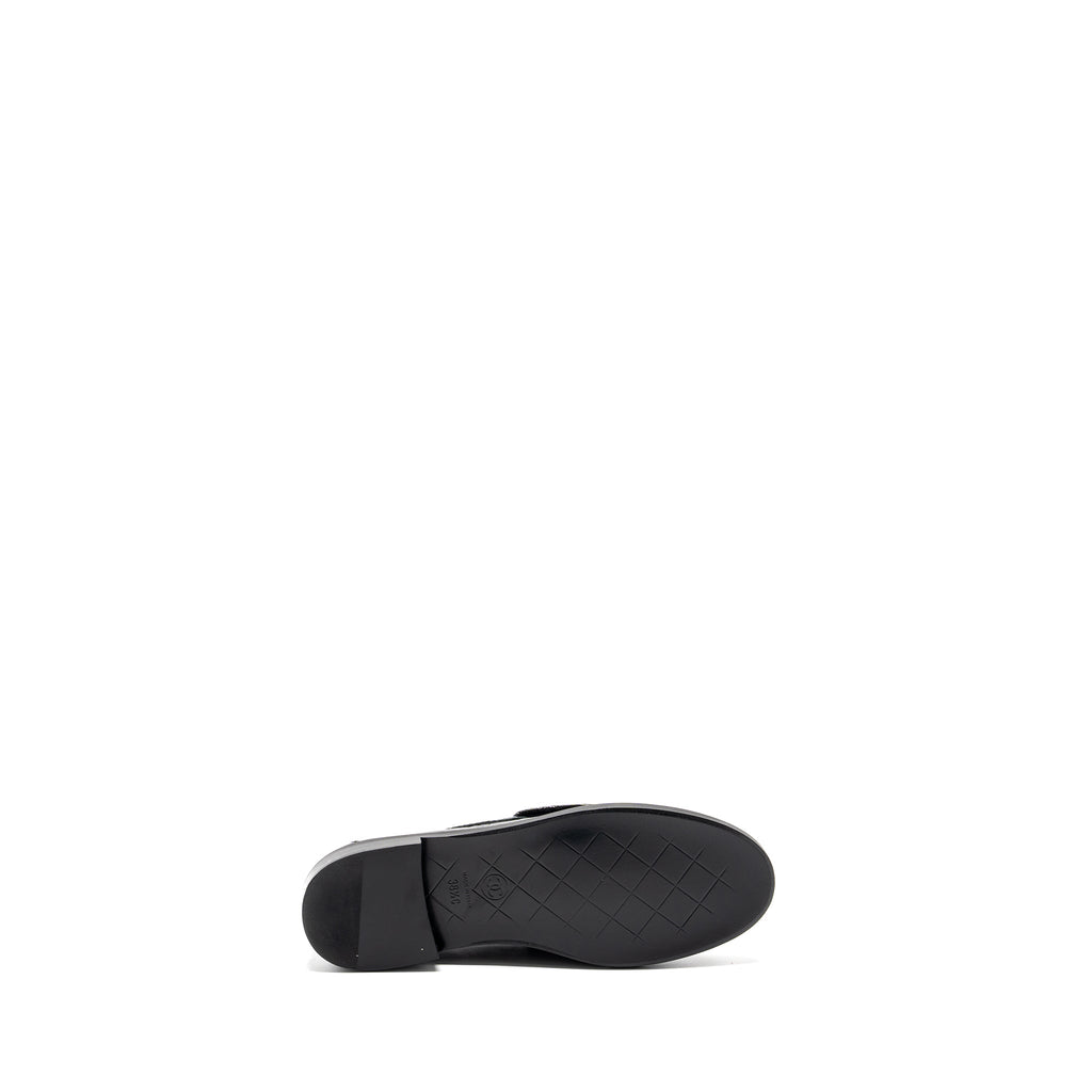 CHANEL QUILTED CC LOGO LOAFER PATENT LAMBSKIN BLACK LGHW