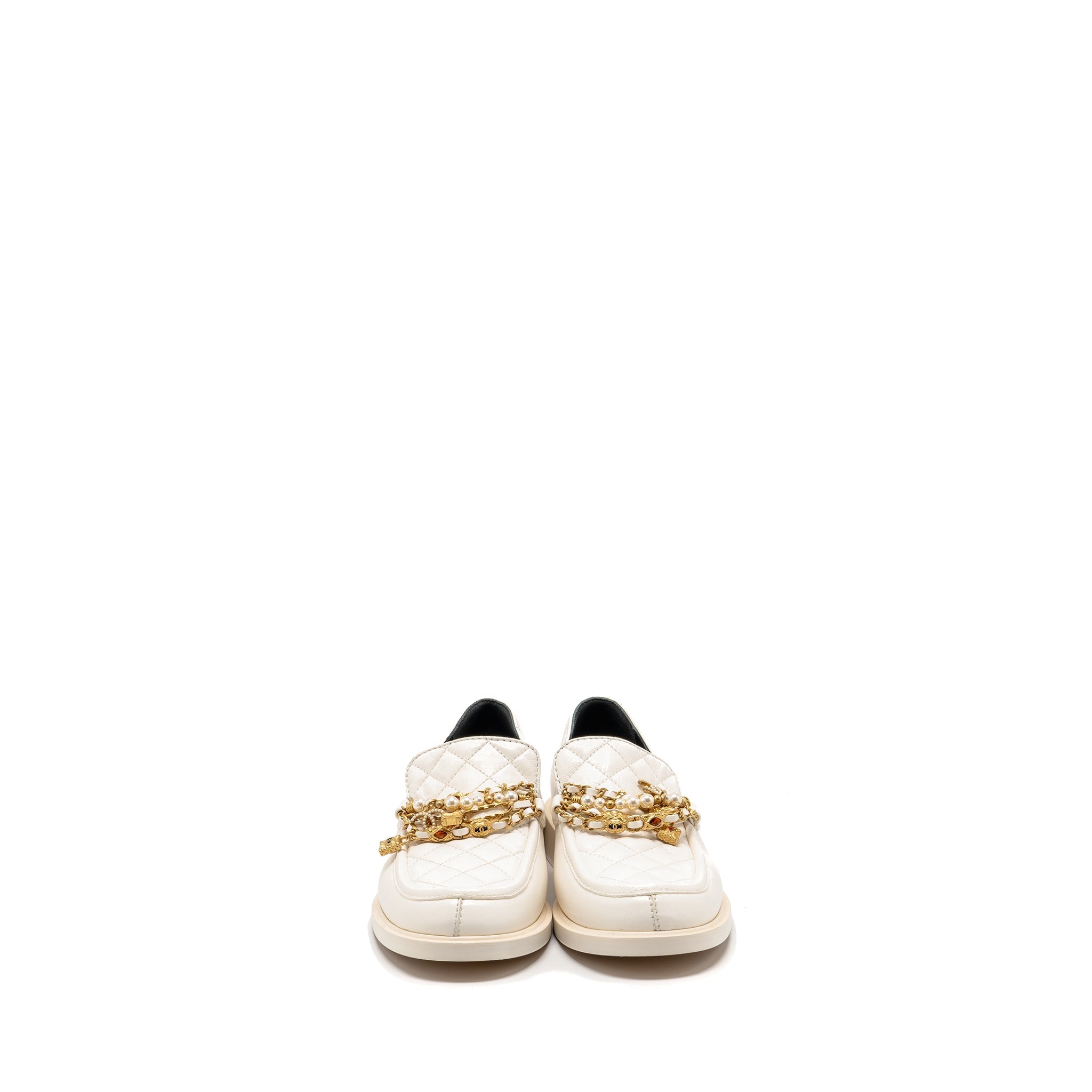 CHANEL LEATHER CHAIN/PEARL CC LOGO LOAFER LAMBSKIN WHITE GHW