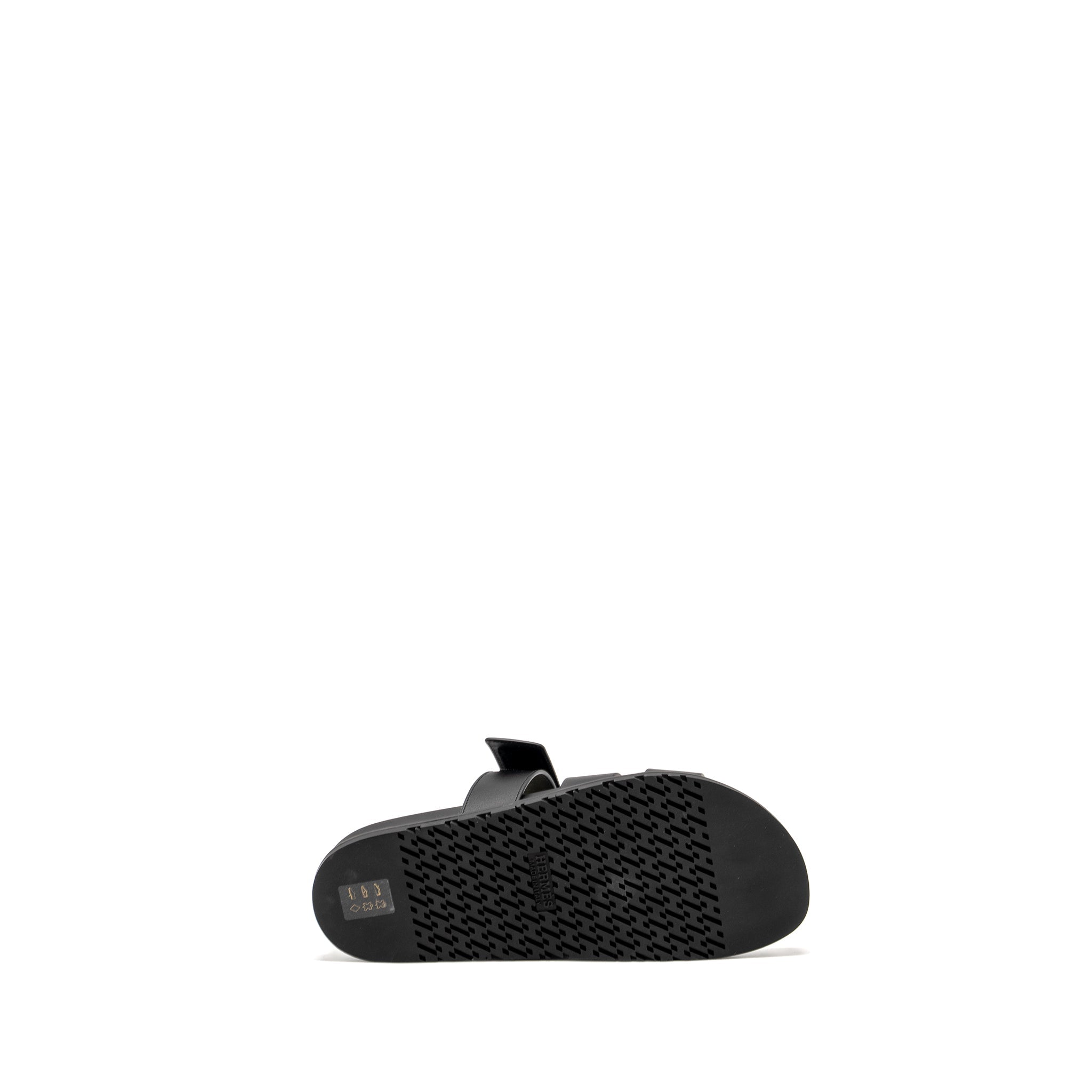 HERMES MEN’S CHYPRE SANDALS BLACK