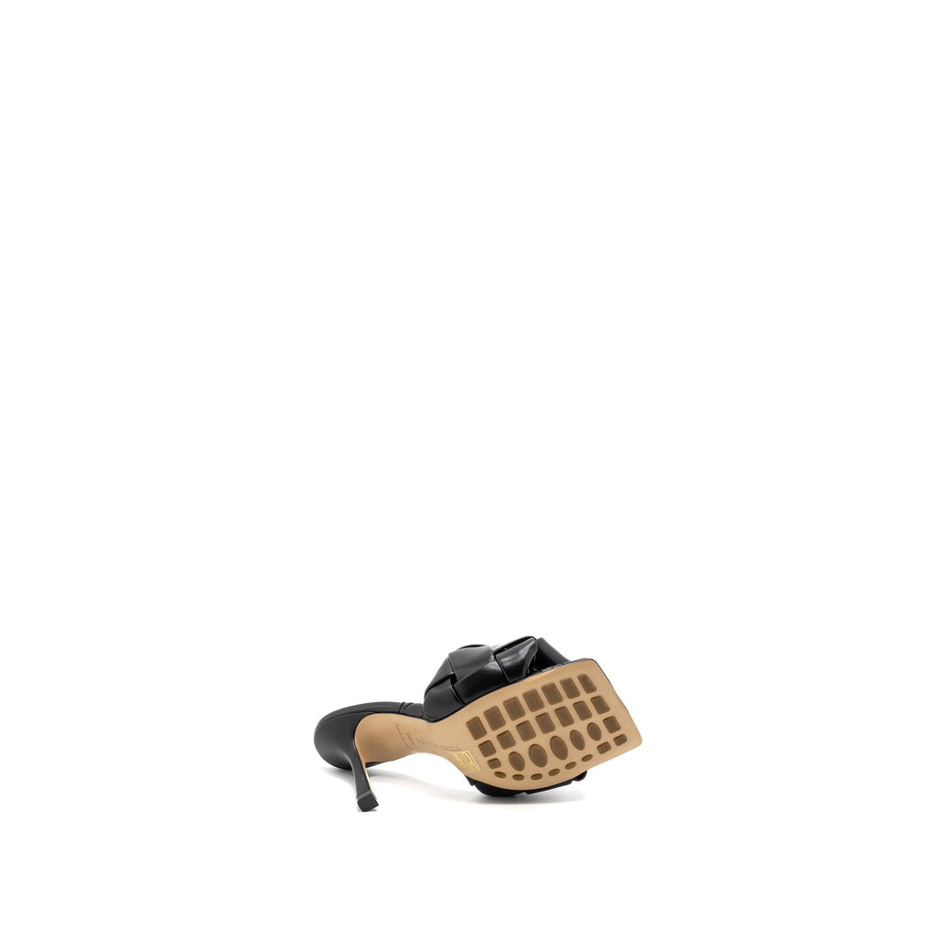 BOTTEGA VENETA LIDO MULE NAPPA LAMBSKIN BLACK
