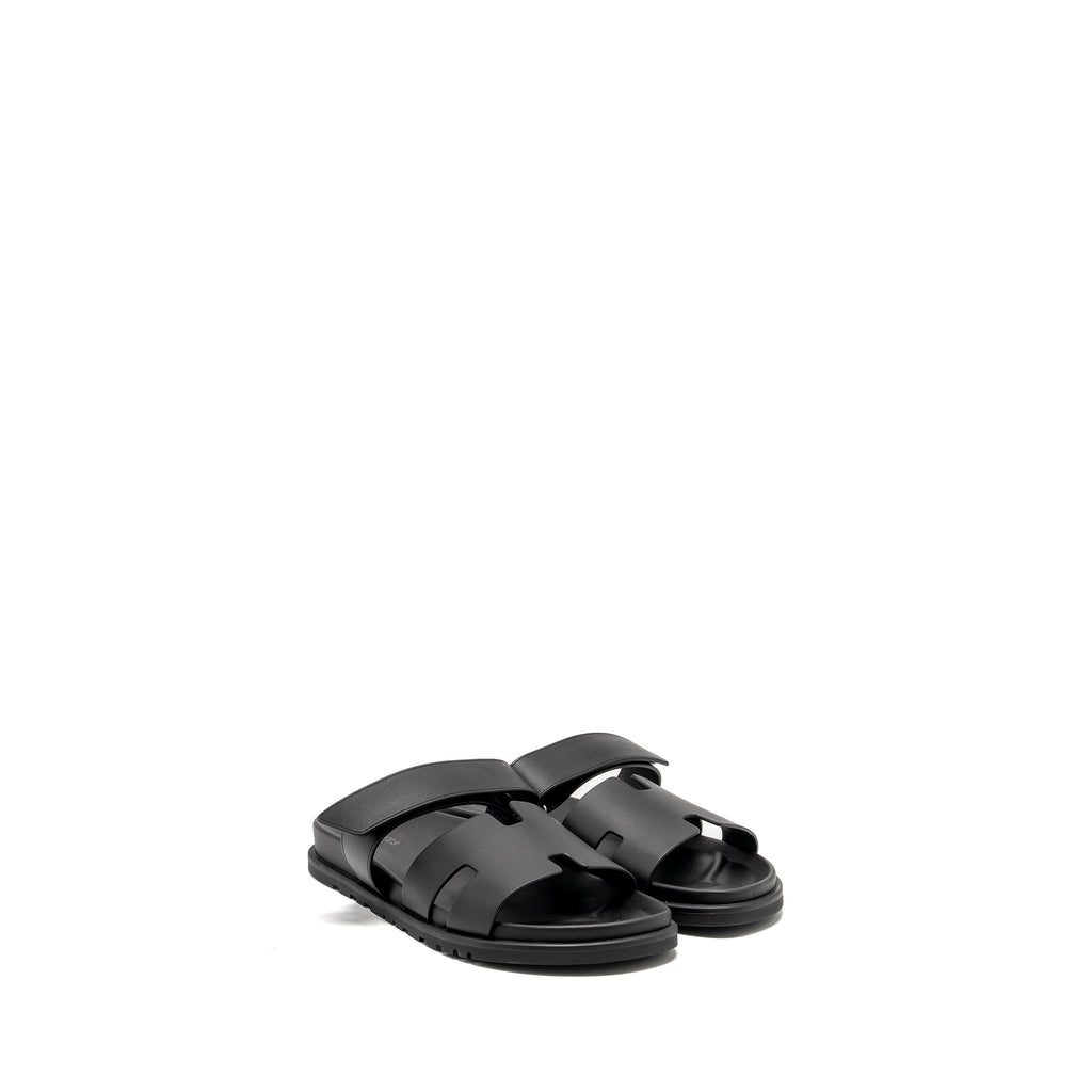 HERMES MEN’S CHYPRE SANDALS BLACK