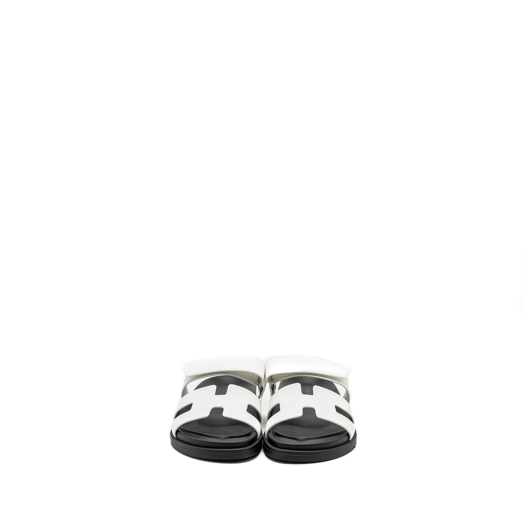 HERMES CHYPRE SANDALS WHITE