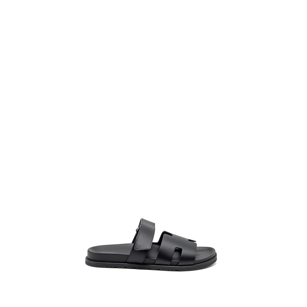 HERMES CHYPRE SANDALS BLACK