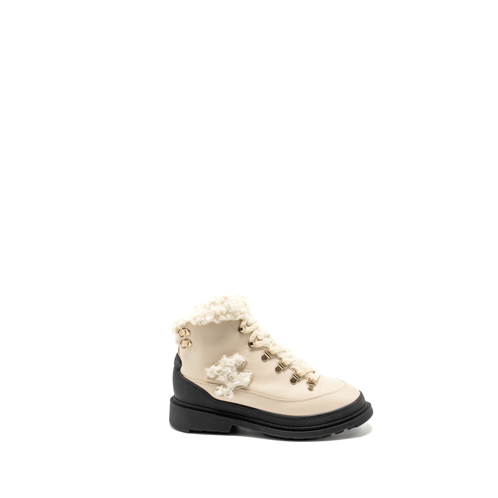 CHANEL 20K SHEARLING BOOTS BEIGE/BLACK