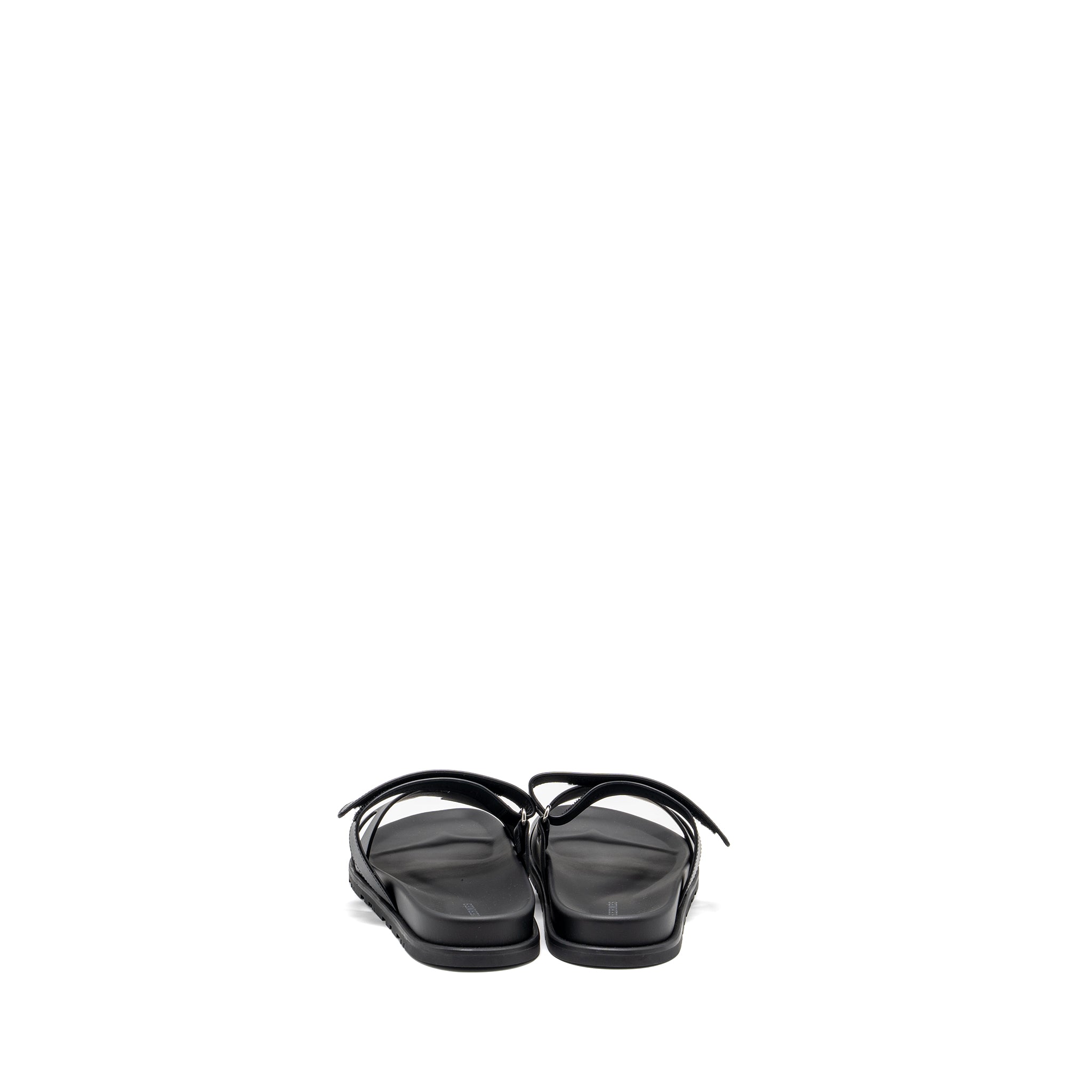 HERMES CHYPRE SANDALS BLACK