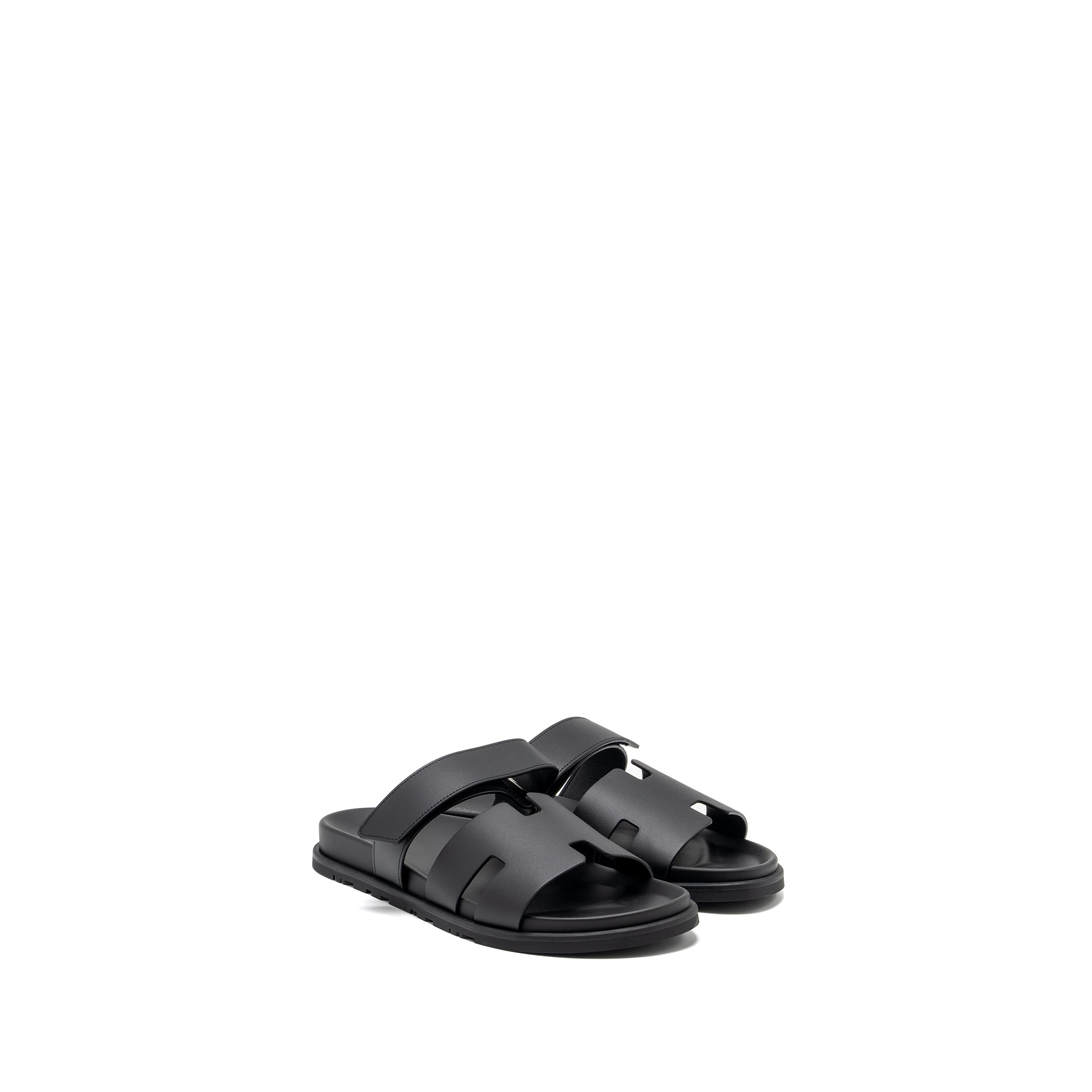 HERMES CHYPRE SANDALS BLACK