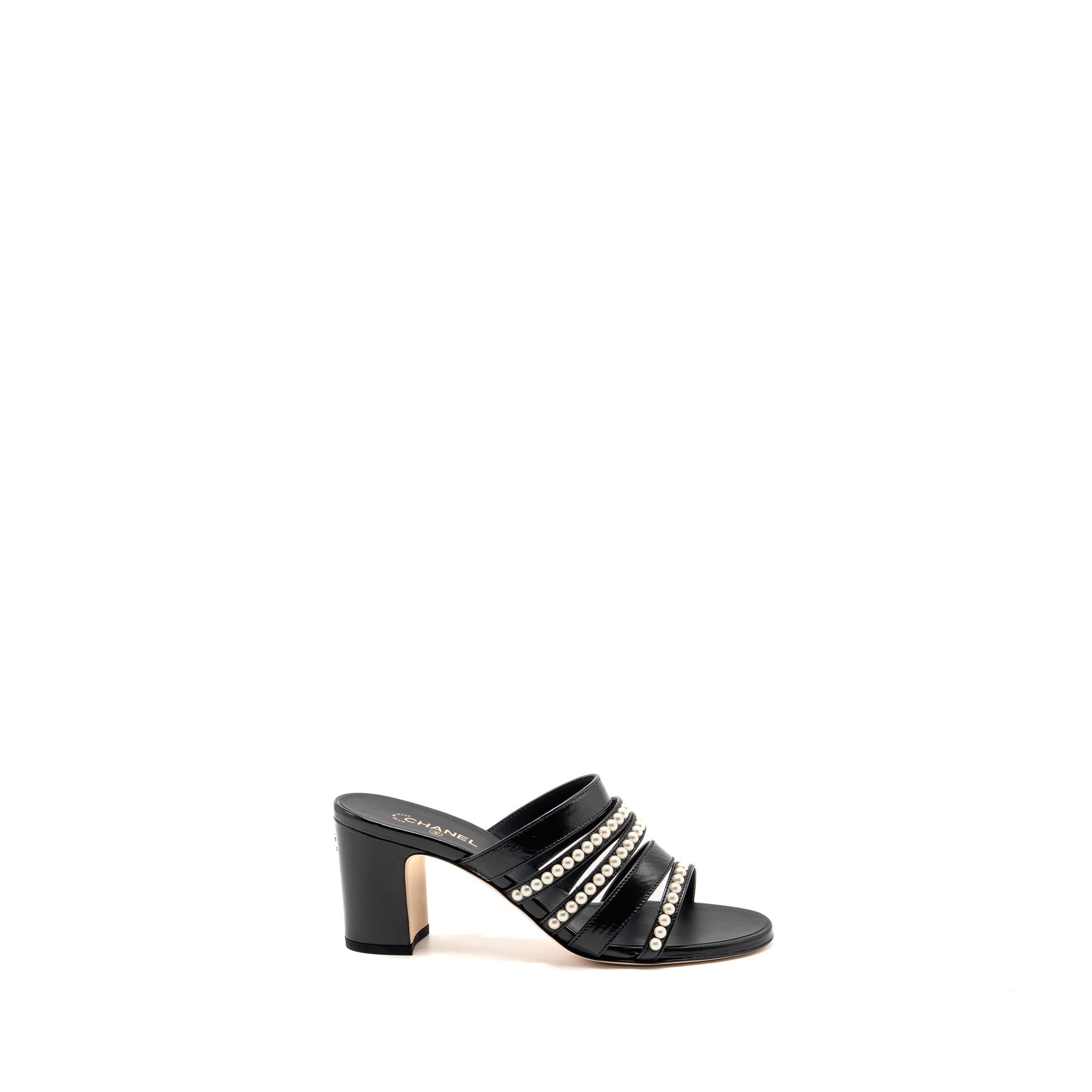 CHANEL LEATHER/PEARL SANDALS BLACK