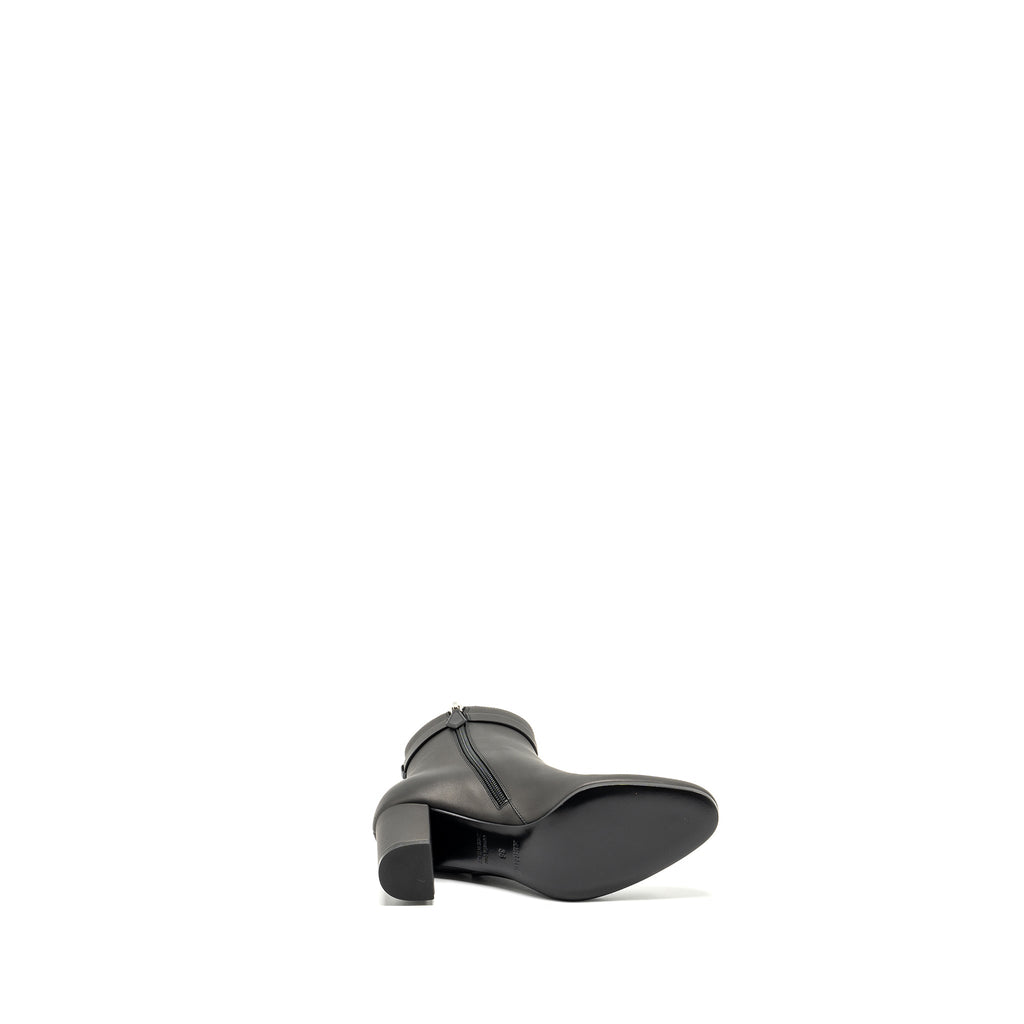 HERMES WOMEN’S SAINT GERMAIN ANKLE BOOT CALFSKIN BLACK SHW