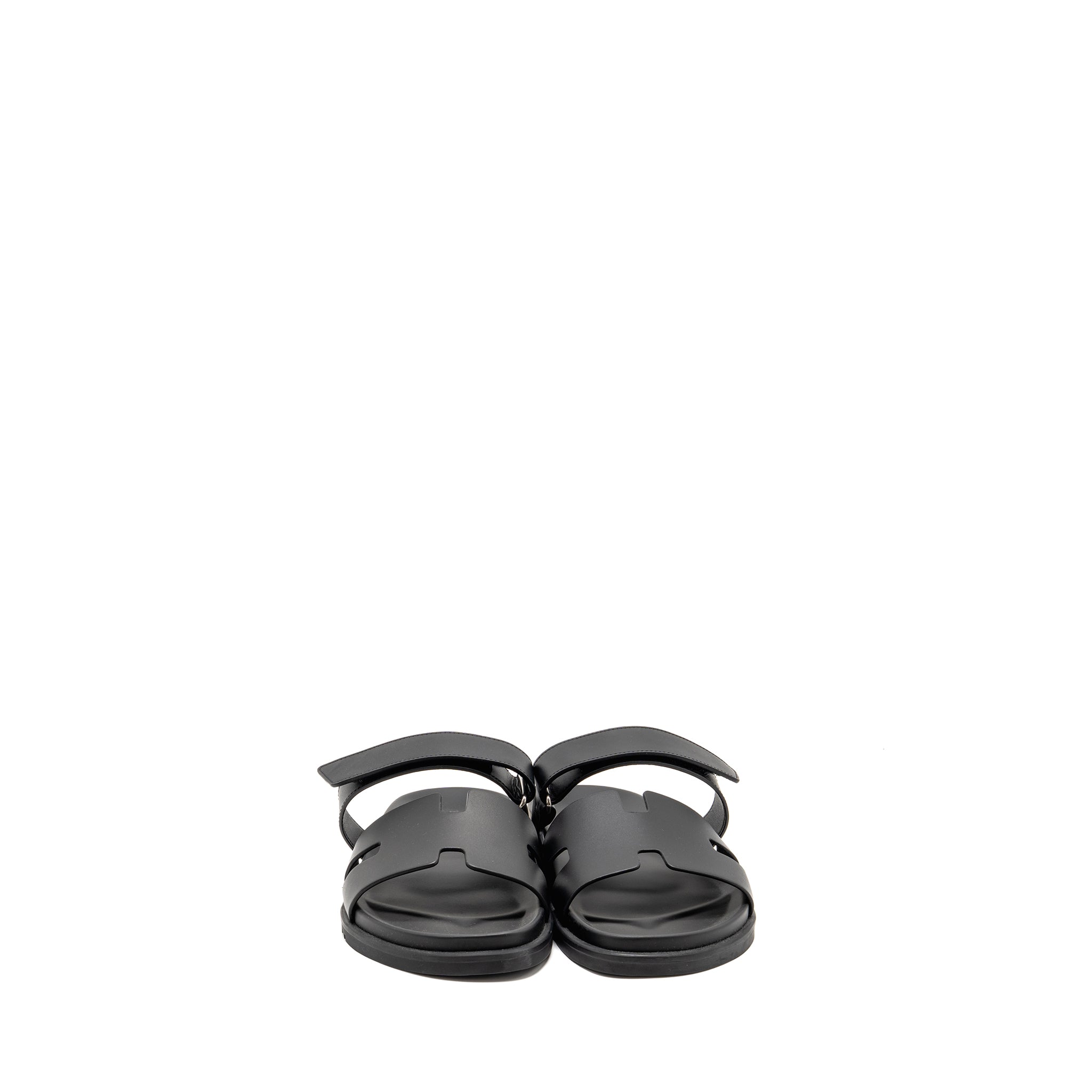 HERMES MEN’S CHYPRE SANDALS BLACK SHW