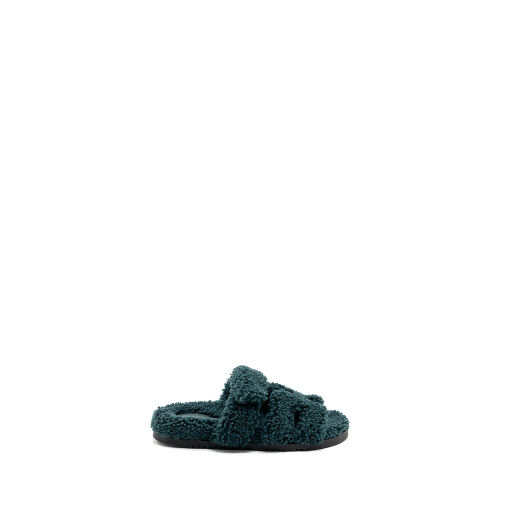 HERMES CHYPRE SANDALS VERT ANGELAIS