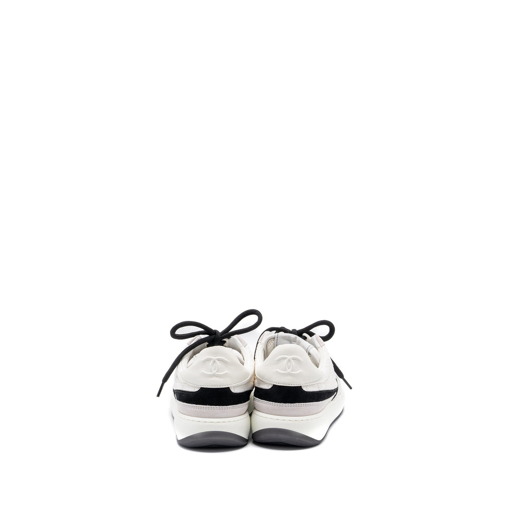 CHANEL SNEAKERS MULTICOLOR BLACK / WHITE/ LIGHT GREY