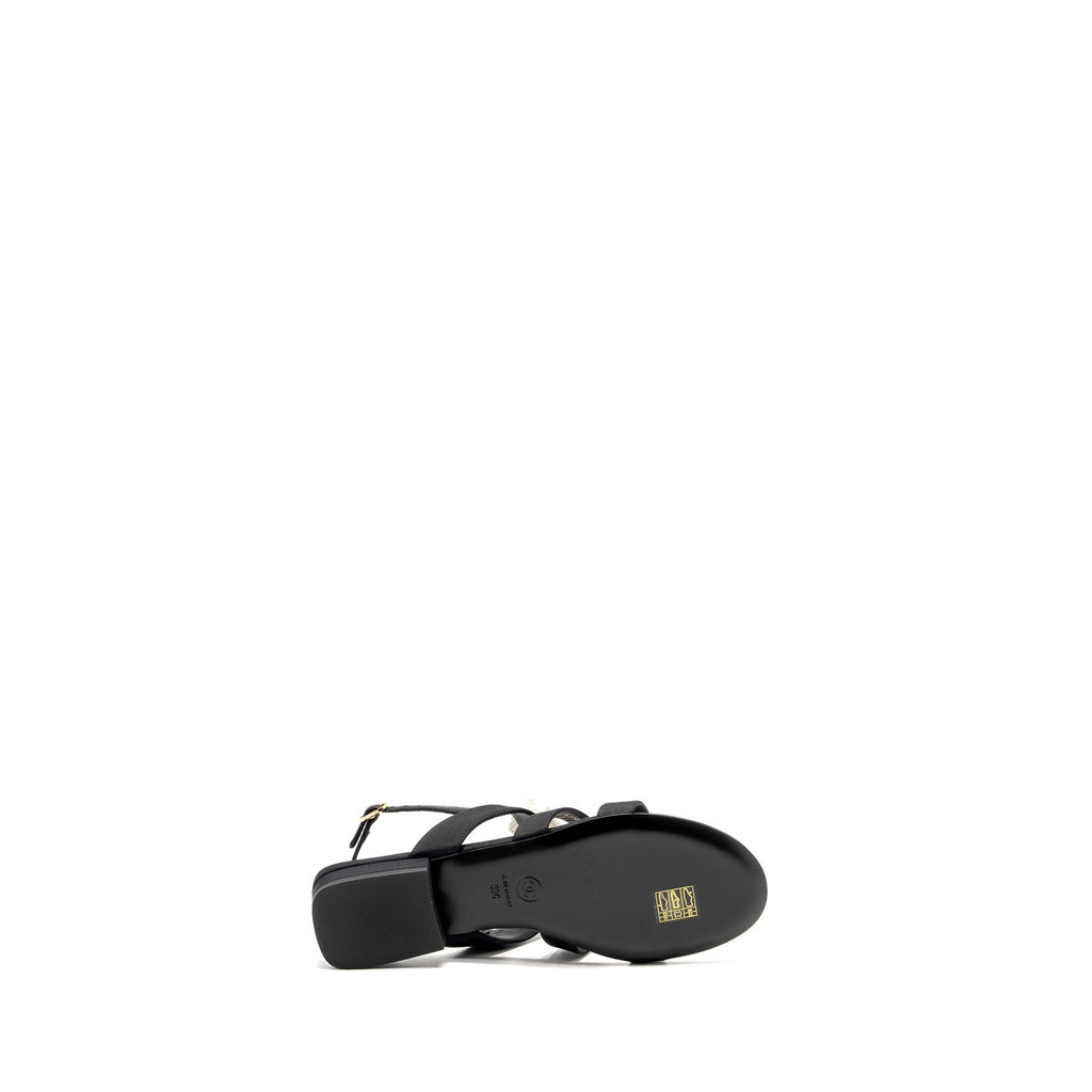 CHANEL 21K GROSGRAIN CHAIN CC LOGO WITH WHITE BOW SANDALS BLACK LGHW