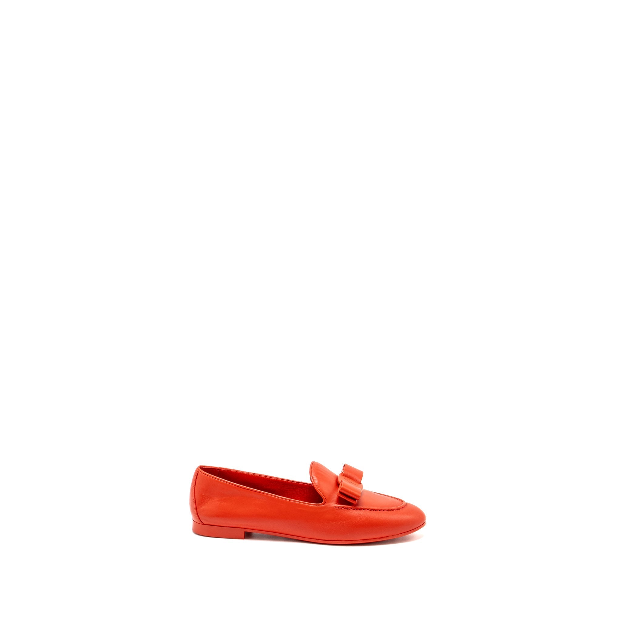 SALVATORE FERRAGAMO VARA BOW MOCCASIN LAMBSKIN CORAL