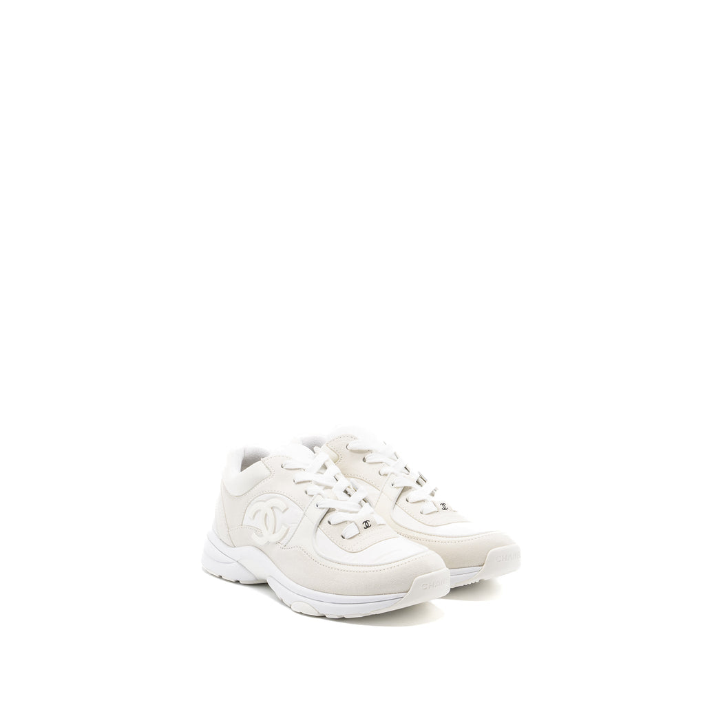 CHANEL CC LOGO TRAINER WHITE