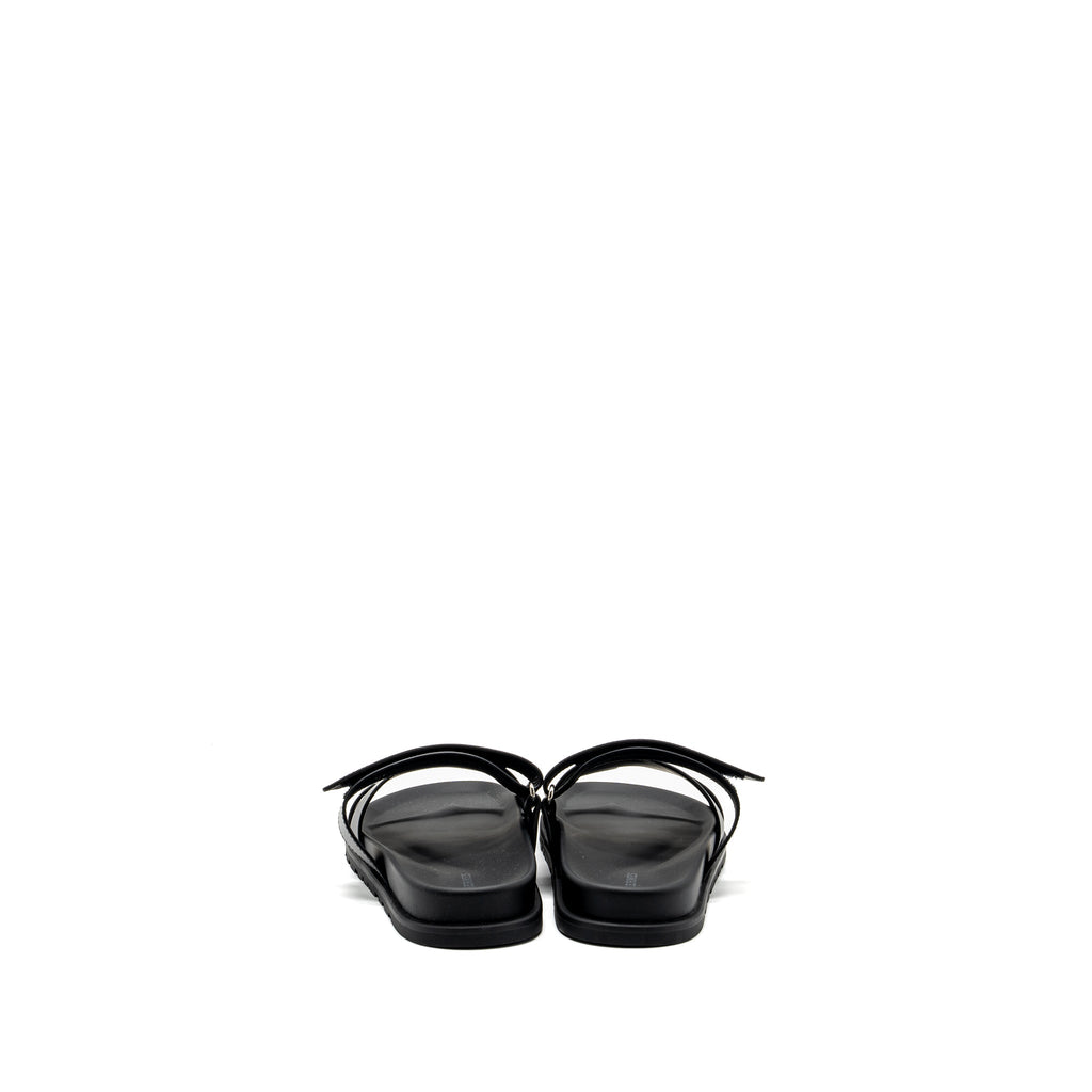 HERMES CHYPRE SANDALS CALFSKIN BLACK