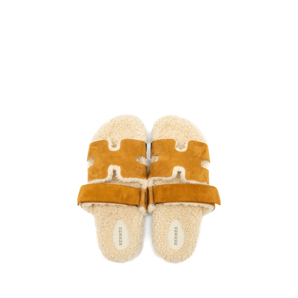 HERMES CHYPRE SANDALS CHÈVRE GOATSKIN / SHEARLING NATUREL / ECRU