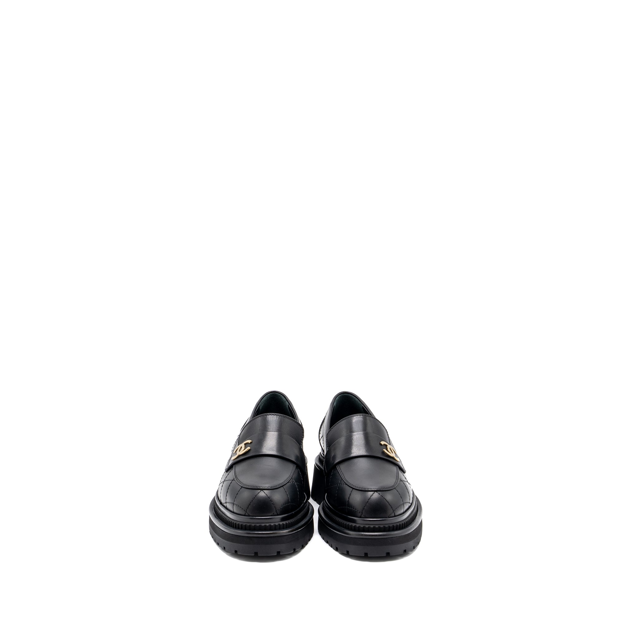 CHANEL CC LOGO LOAFER BLACK GHW