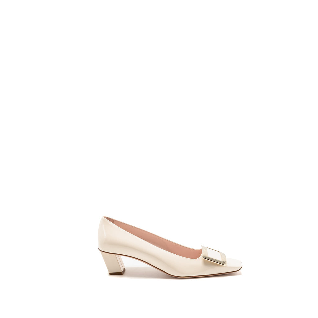 ROGER VIVIER BELLE VIVIER METAL BUCKLE PUMPS PATENT OFF-WHITE LGHW