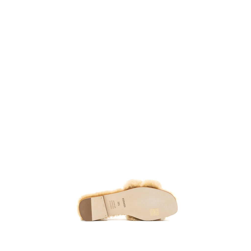 HERMES ORAN SANDAL SHEARING BEIGE ARGILE