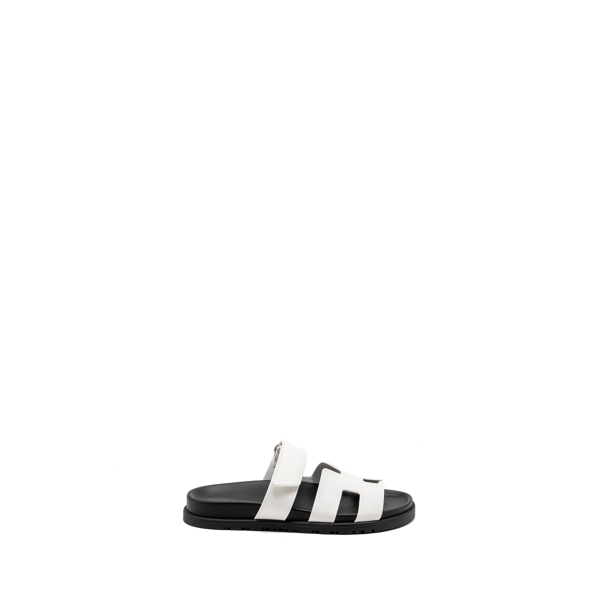 HERMES CHYPRE SANDAL CALFSKIN WHITE SHW