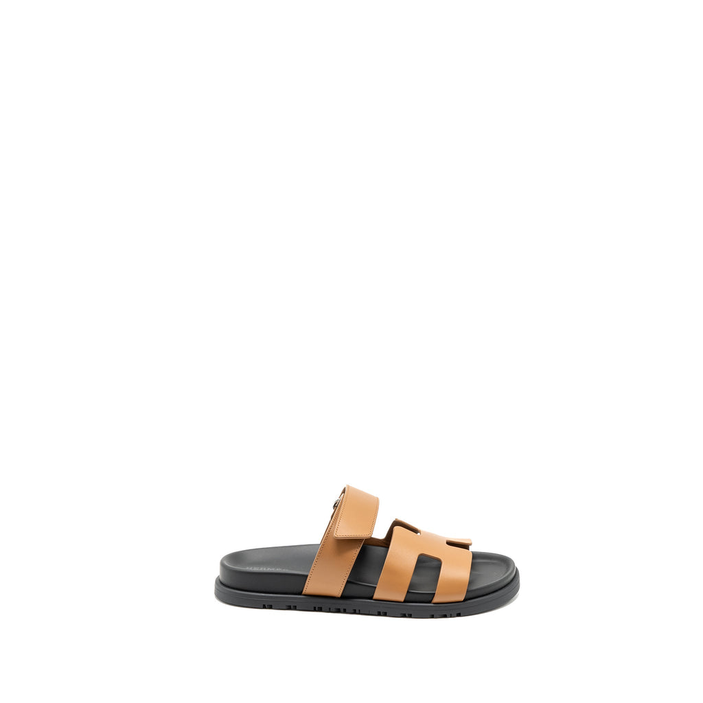 HERMES CHYPRE SANDALS NATUREL
