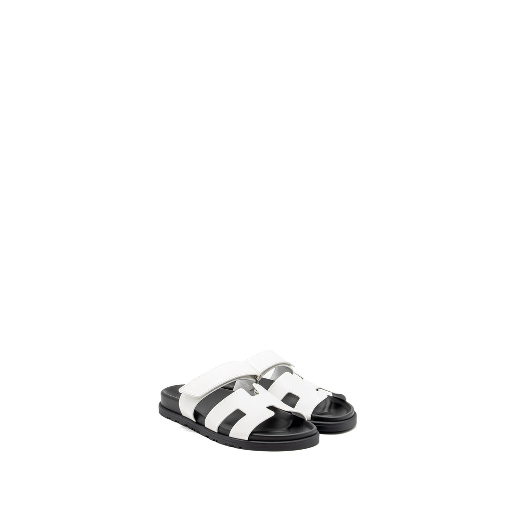 HERMES CHYPRE SANDAL CALFSKIN WHITE SHW