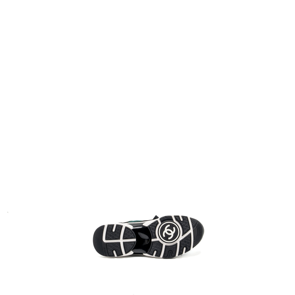 CHANEL CC LOGO SNEAKERS SUEDE/KNIT FABRIC GREEN/BLACK