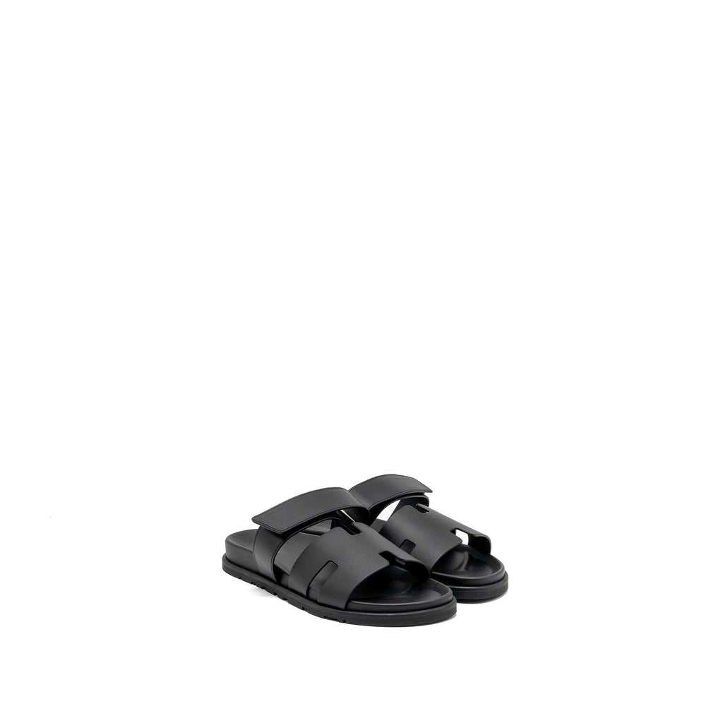 HERMES MEN’S CHYPRE SANDAL CALFSKIN BLACK