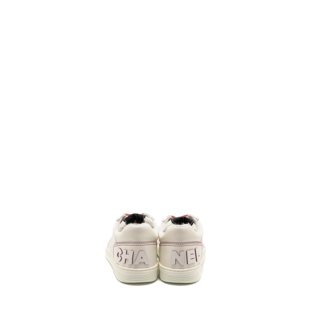 CHANEL LOGO SNEAKERS CALFSKIN WHITE/PINK