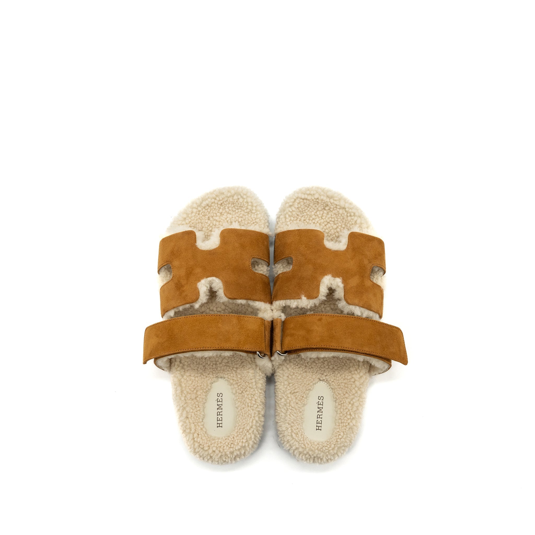 HERMES CHYPRE SANDAL CALFSKIN / SHEARLING GOLD