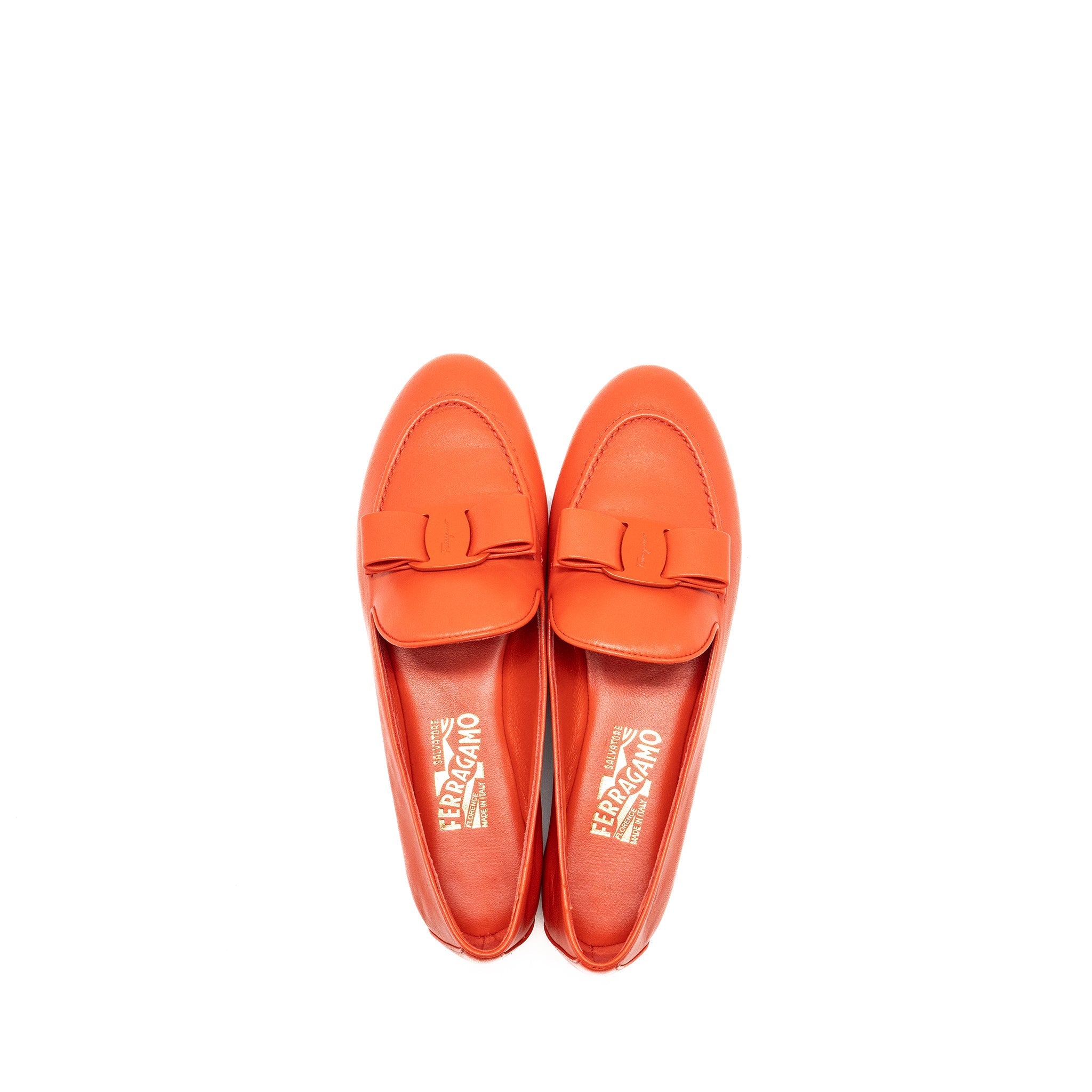 SALVATORE FERRAGAMO VARA BOW MOCCASIN LAMBSKIN CORAL