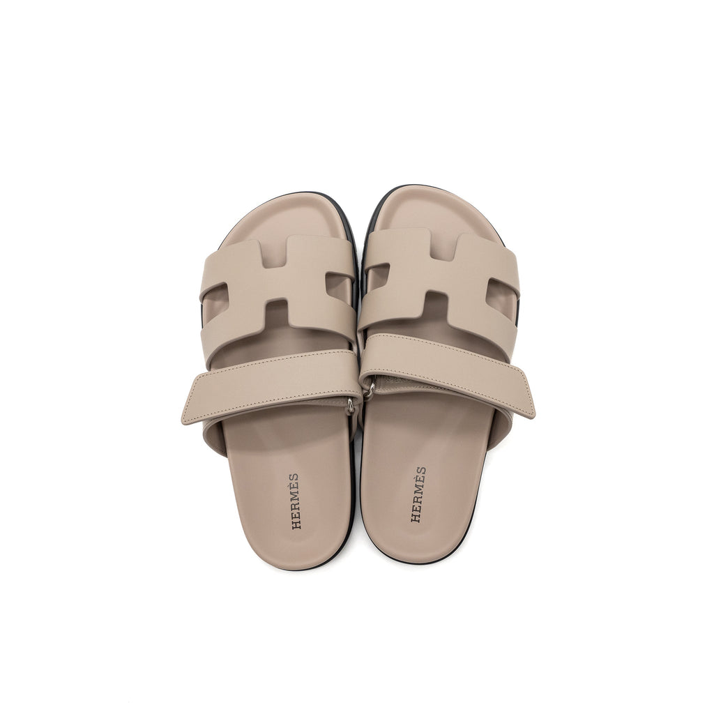 HERMES CHYPRE SANDALS BEIGE MASTIC