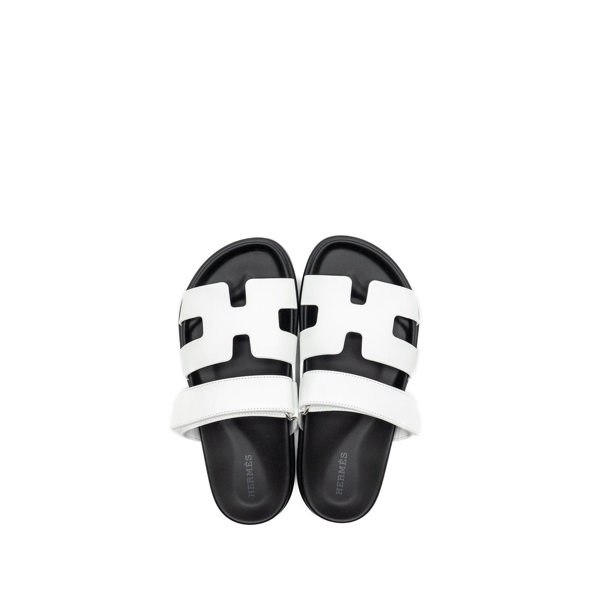 HERMES CHYPRE SANDALS CALFSKIN WHITE / BLACK