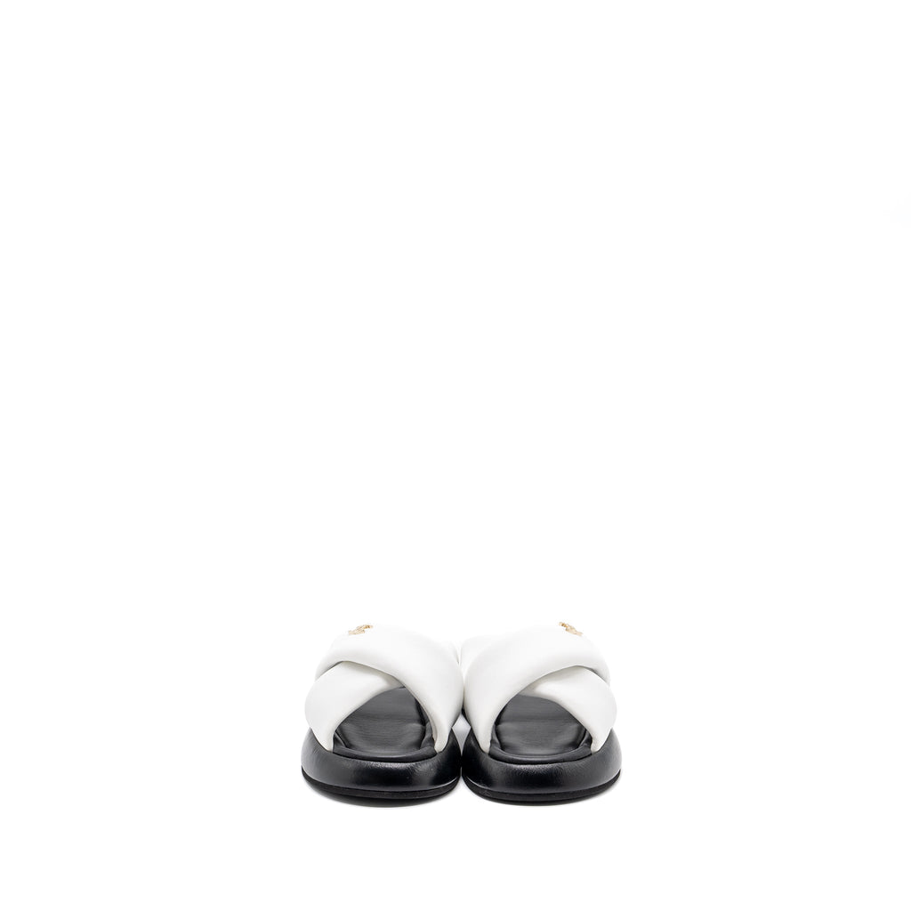 CHANEL QUILTED SANDAL LAMBSKIN WHITE/BLACK LGHW