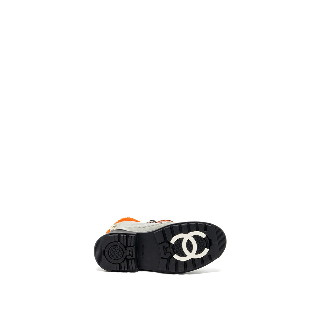CHANEL LACE UP BOOTS SUEDE LEATHER / SHEARLING GREY / ORANGE