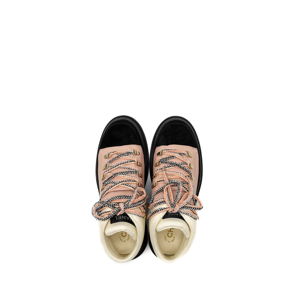 CHANEL ANKLE BOOKTS MULTICOLOR CREAM / PINK / BLACK