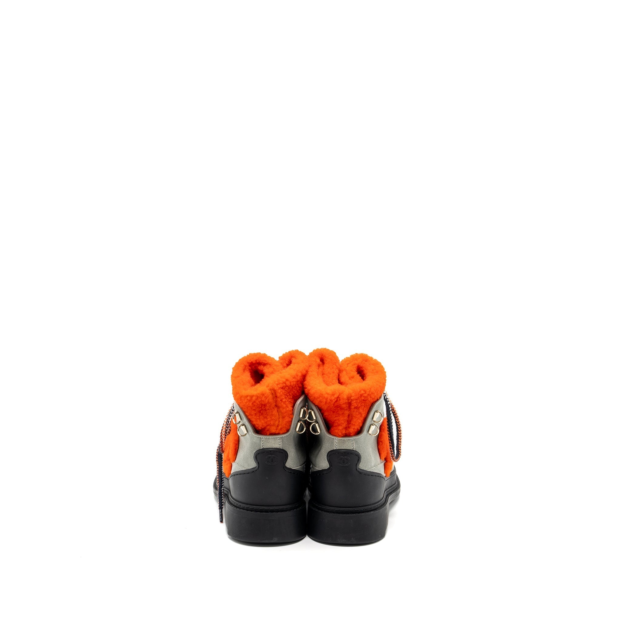CHANEL LACE UP BOOTS SUEDE LEATHER / SHEARLING GREY / ORANGE