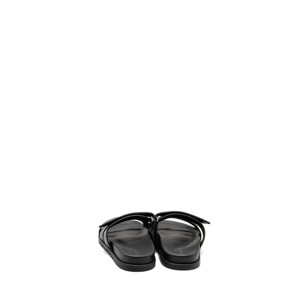 HERMES CHYPRE SANDALS CALFSKIN BLACK