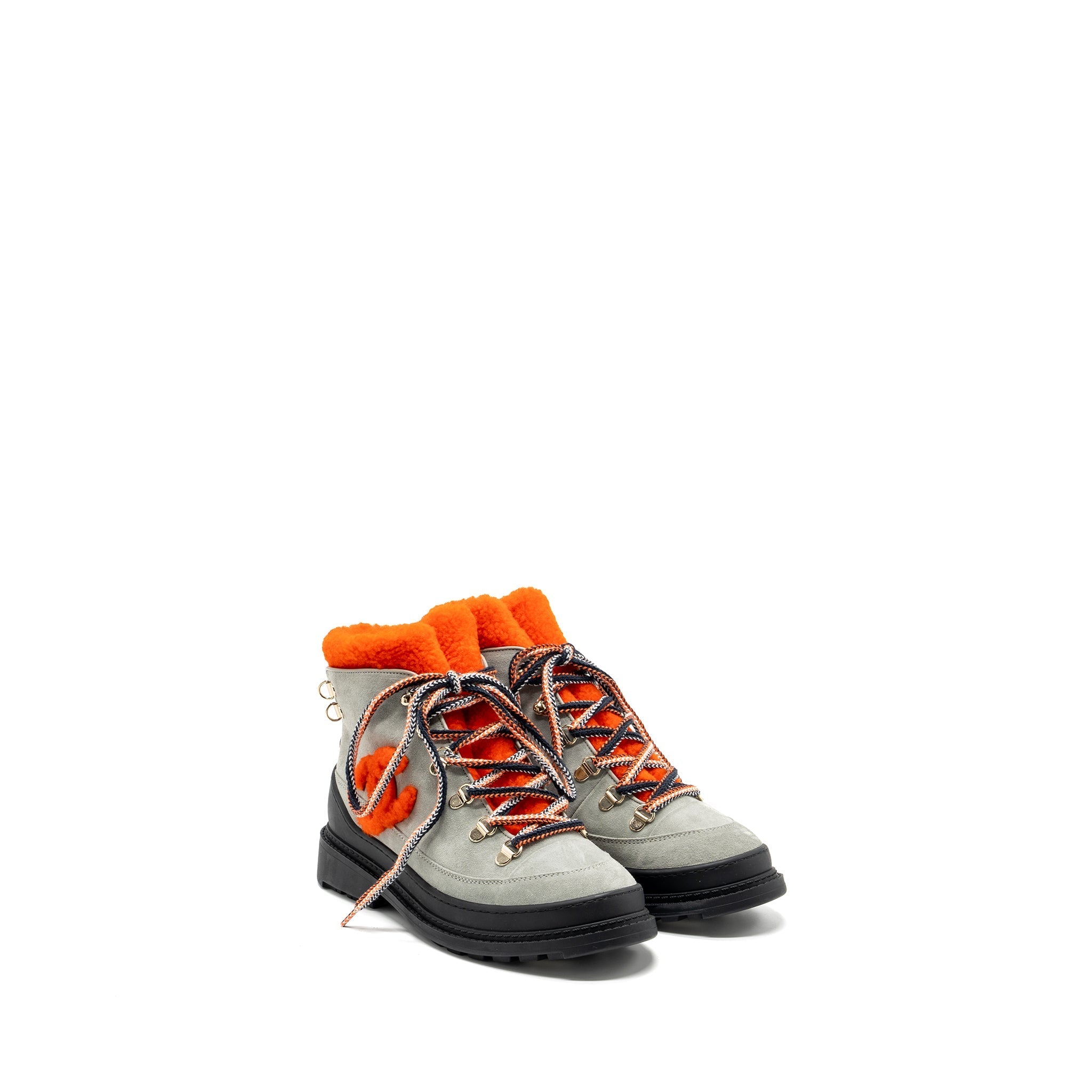 CHANEL LACE UP BOOTS SUEDE LEATHER / SHEARLING GREY / ORANGE